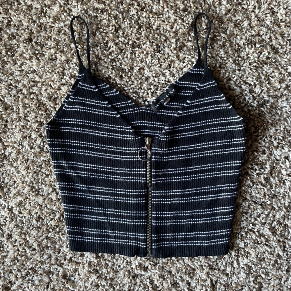 Cute crop top size s